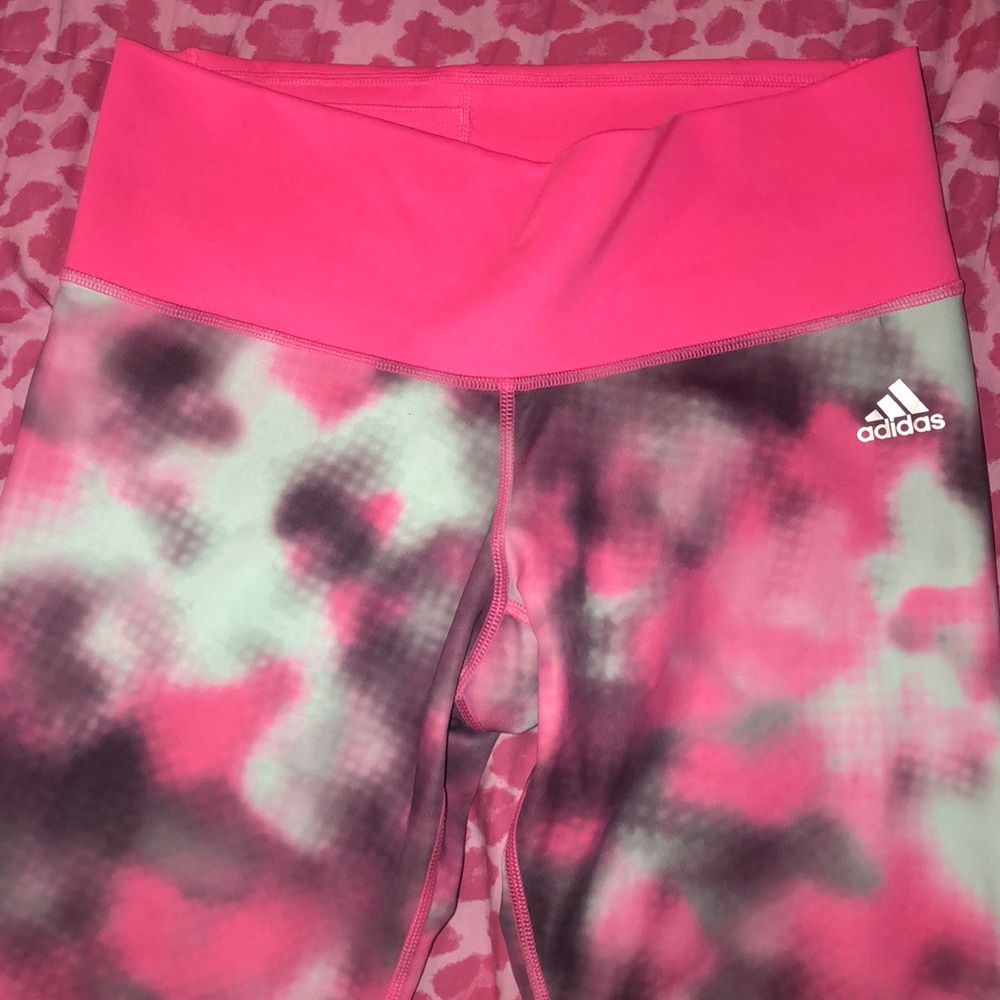 Adidas running pants, come mid-calf!